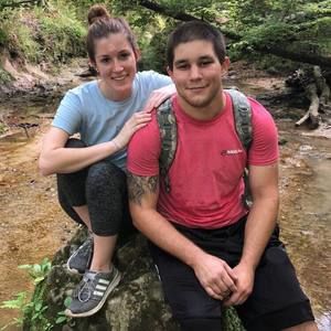 Meet your Posher, Anniston